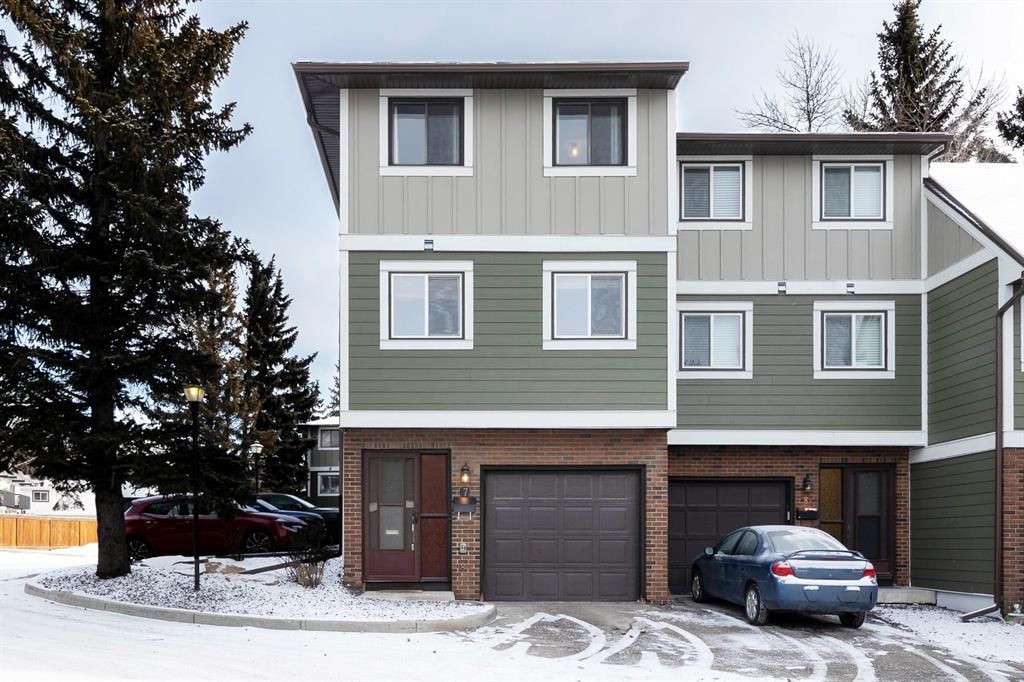I have sold a property at 7 8533 Silver Springs ROAD NW in Calgary
